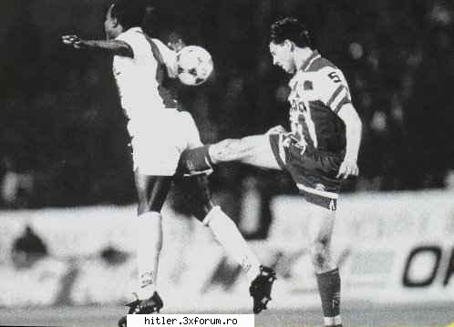 fotbal de tot rasu